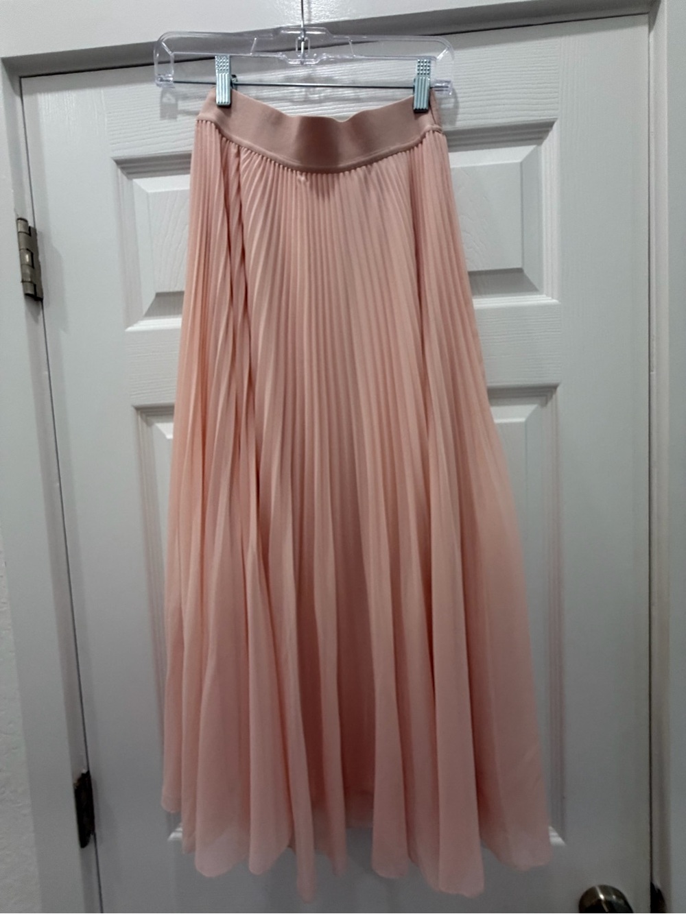 Wilfred Blush Pleated Maxi Skirt